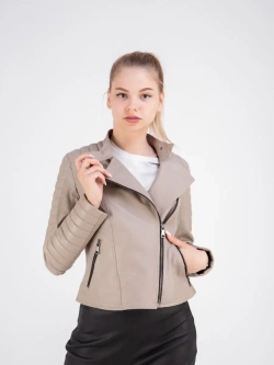 Косуха укороченная демисезонная куртка из натуральной кожи