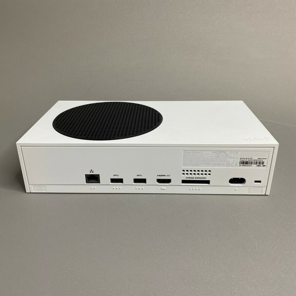 Игровая приставка Microsoft Xbox Series S 512 ГБ SSD, без игр, белый/черный