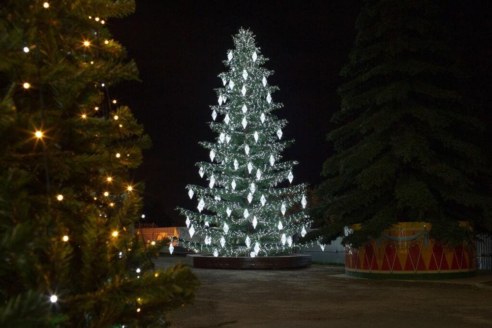 светодиодная игрушка на елку «Кристалл»