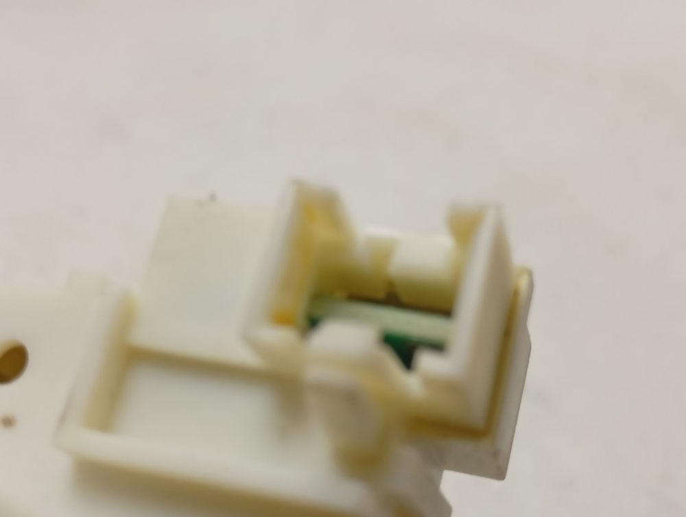 WP79/2 ктп6 Распределитель потока воды для посудомоечных машин Whirlpool б/у