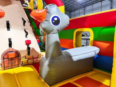 Коммерческий надувной батут с горкой «Добрая русская сказка», 8*4*5 м.