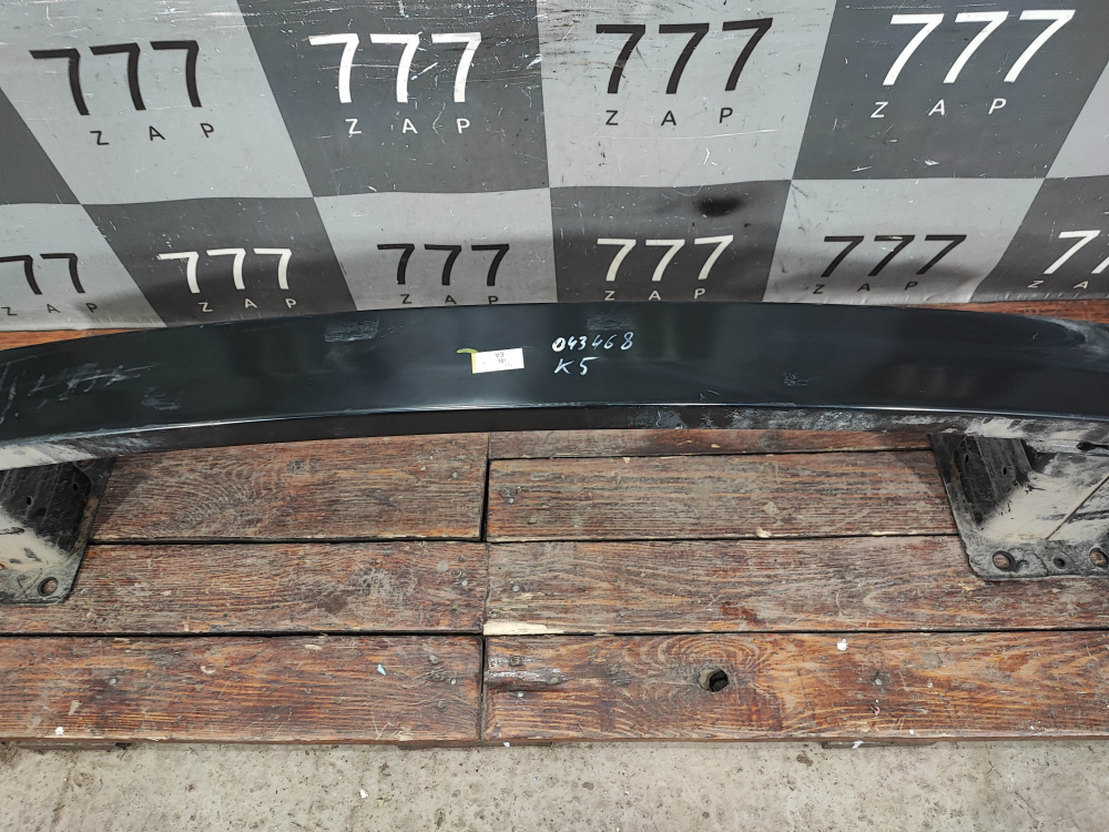 Усилитель переднего бампера Kia K5 20-нв Б/У Оригинал 64900L2000