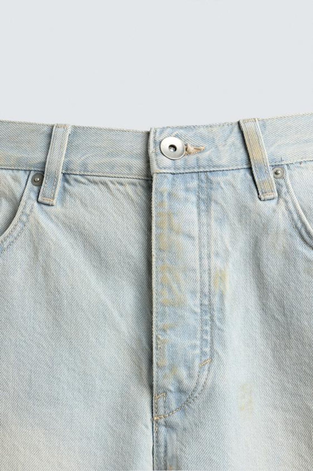 ZARA ДЖИНСОВЫЕ ШОРТЫ STRAIGHT FIT С ВИНТАЖНЫМ ЭФФЕКТОМ, ГОЛУБОЙ