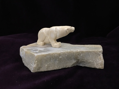 Белый медведь