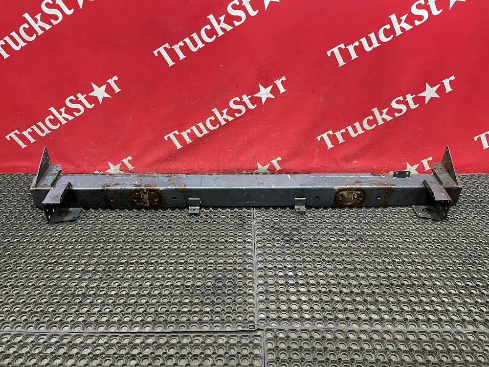 Усилитель переднего бампера 2018г.