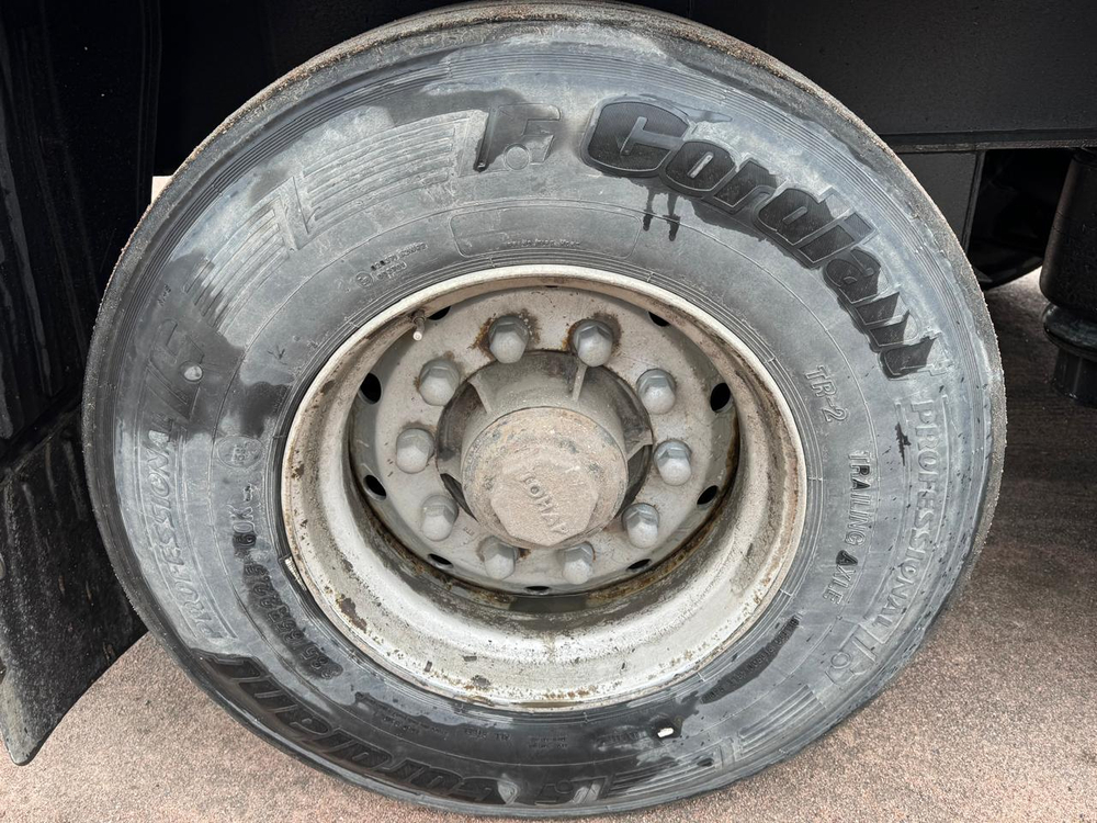 Тонар 9746* Полуприцеп шторный 97461
