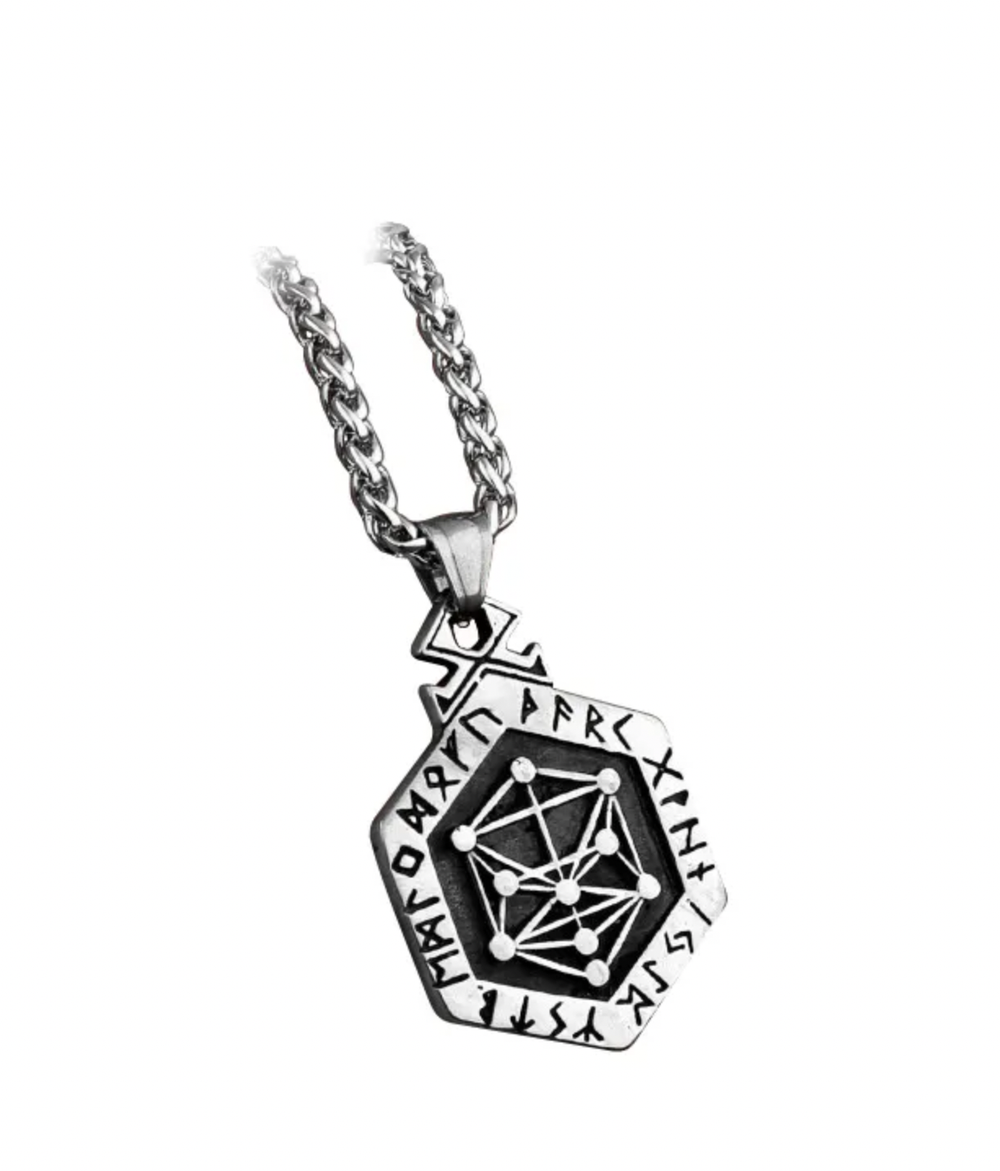 Скандинавский оберег Древо Игддрассиль Древо Жизни в круге рун В-003-1