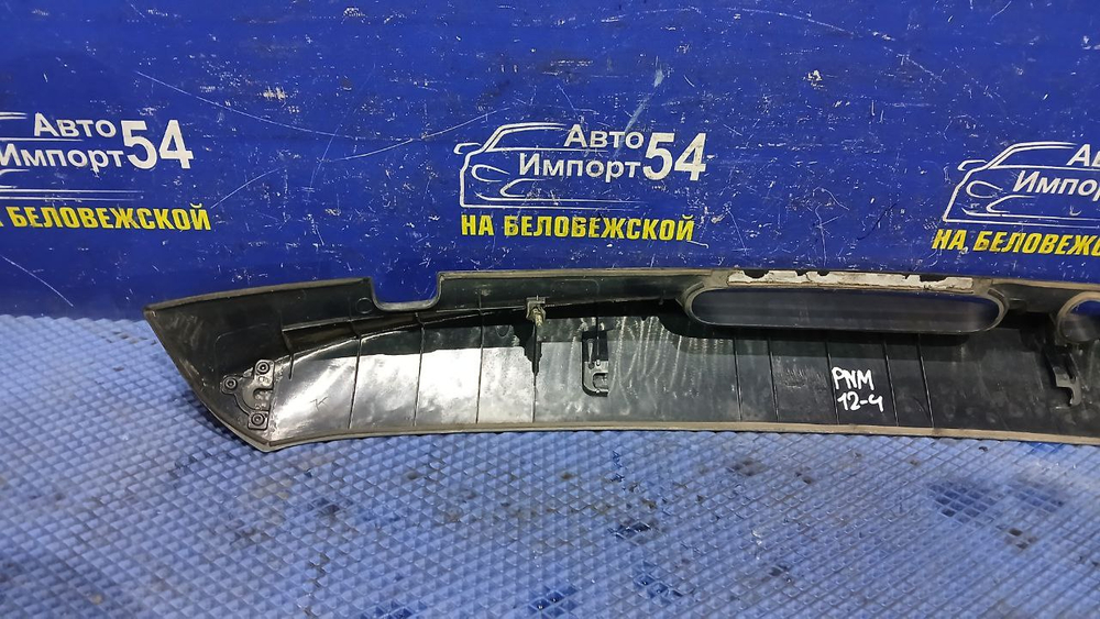 Спойлер NISSAN LIBERTY 1998