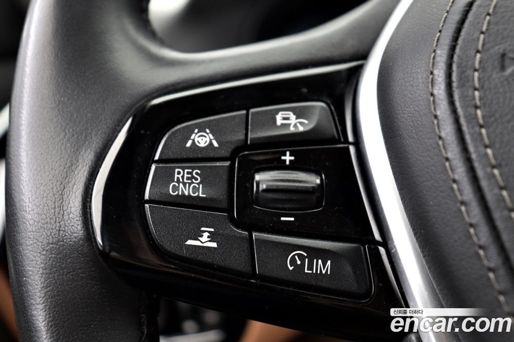 BMW 5 Series (G30) 520i Luxury (11.2019)