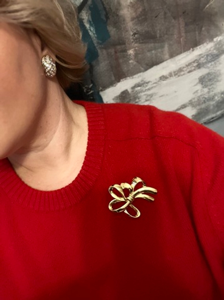 Крупная брошь бант