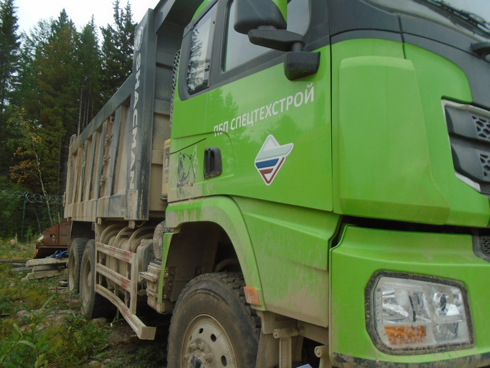 Shacman (Shaanxi) SX* 6x6 Самосвал SX32586T385 (Дизельный, 11,6 л, 369 л.с., МТ)