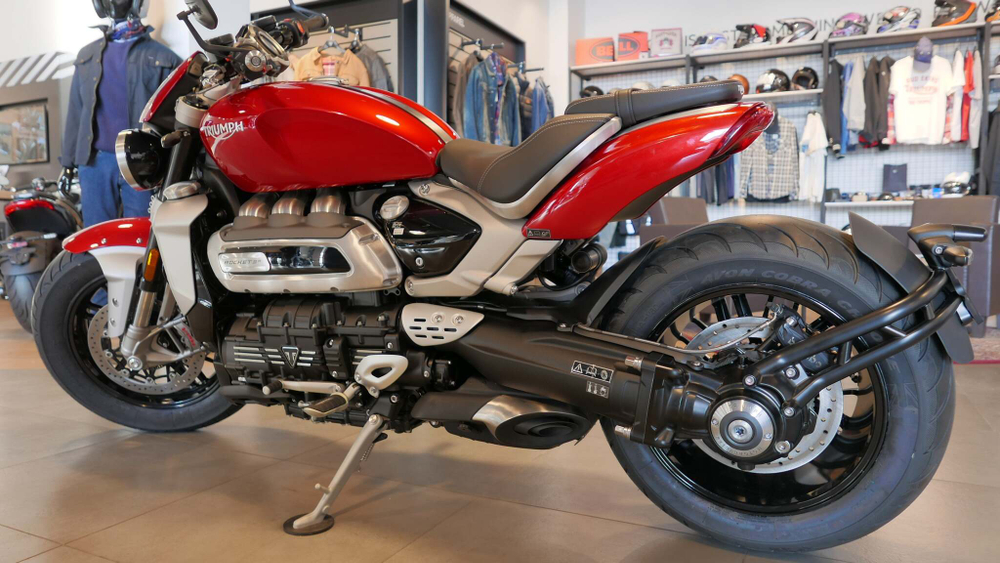 Triumph Rocket III R red