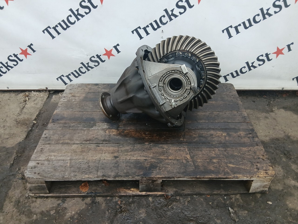 Редуктор заднего моста HL6/3 3.077 2019г.