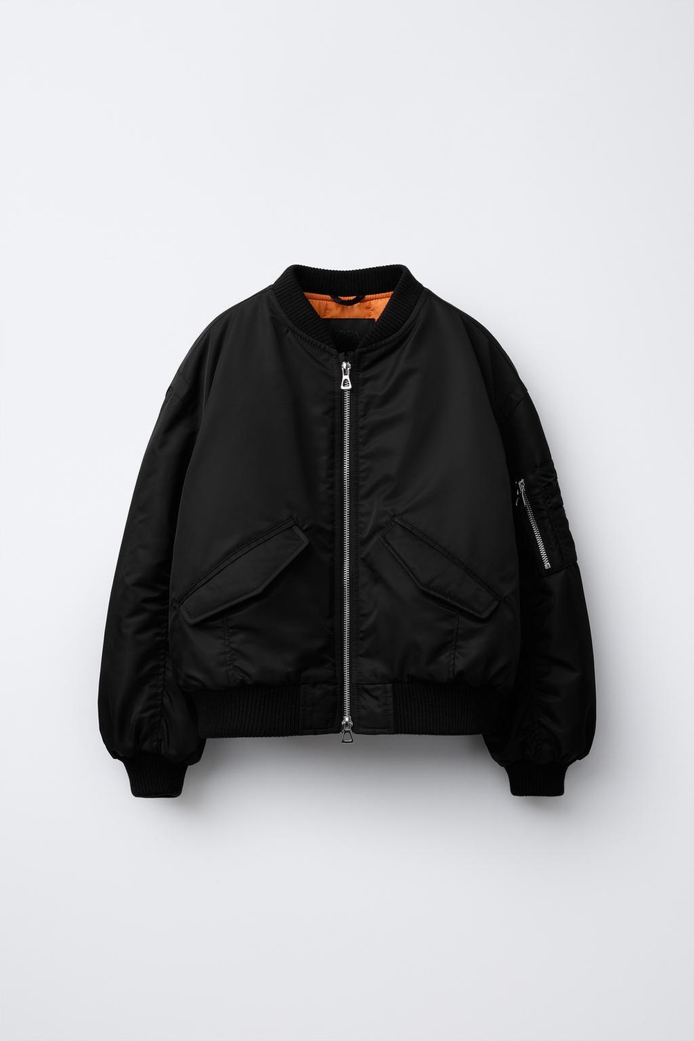 ZARA БОМБЕР ИЗ НЕЙЛОНА СО СБОРКАМИ, ЧЕРНЫЙ