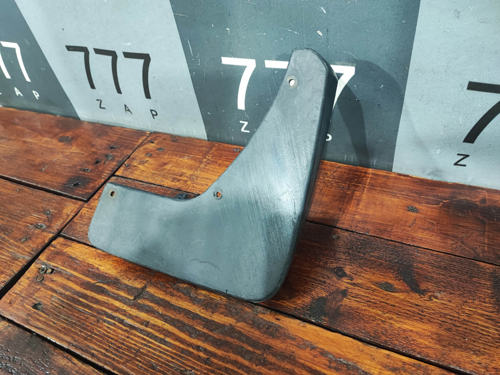 Брызговик передний левый Peugeot 3008 2 16-нв Б/У Оригинал 1615101680