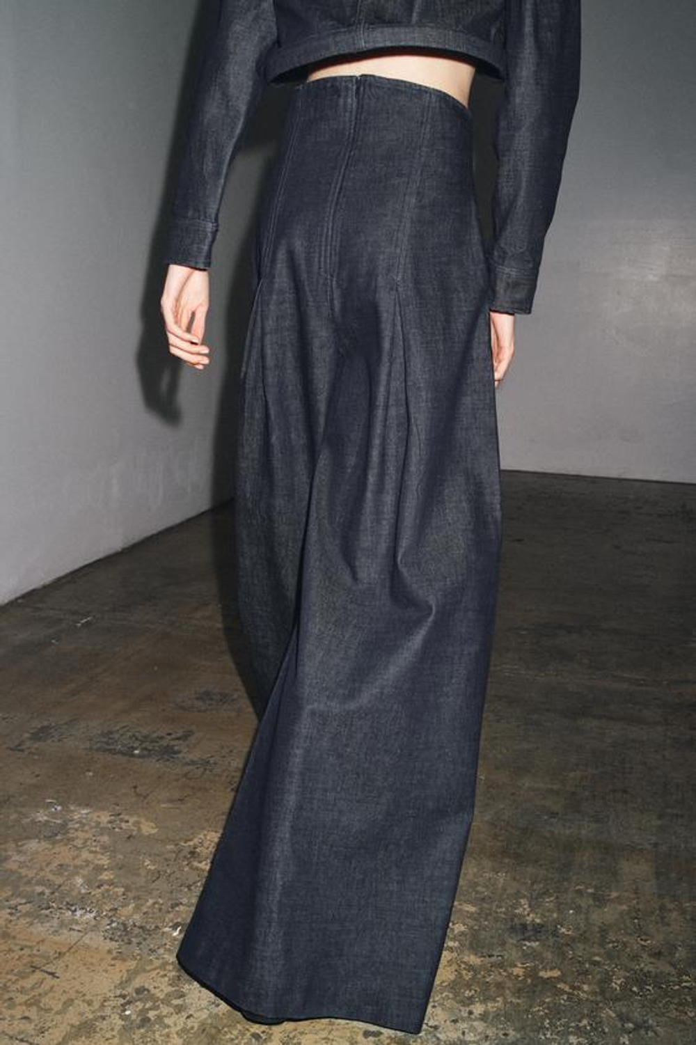 ZARA ДЖИНСЫ WIDE LEG С ОЧЕНЬ ВЫСОКОЙ ПОСАДКОЙ — ZW COLLECTION, СИНИЙ