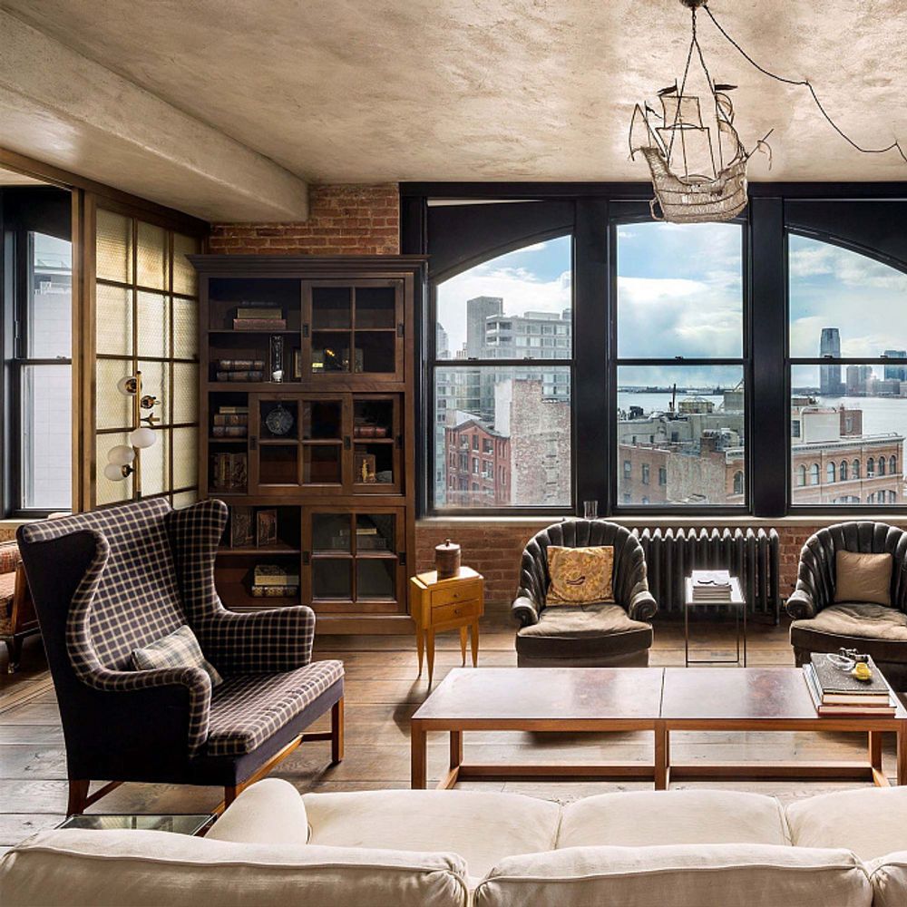 Витрина "Чарльз Диккенс"