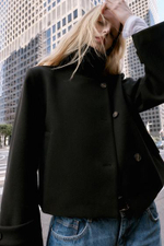 Короткий пальто с высоким воротником - ZARA