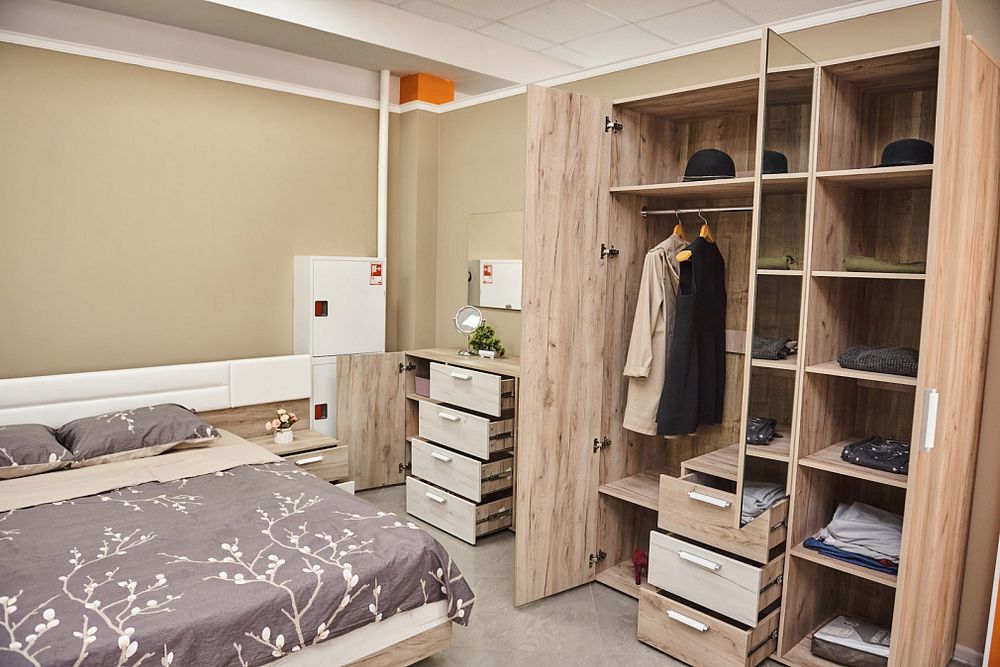 Лацио Комод комбинированный