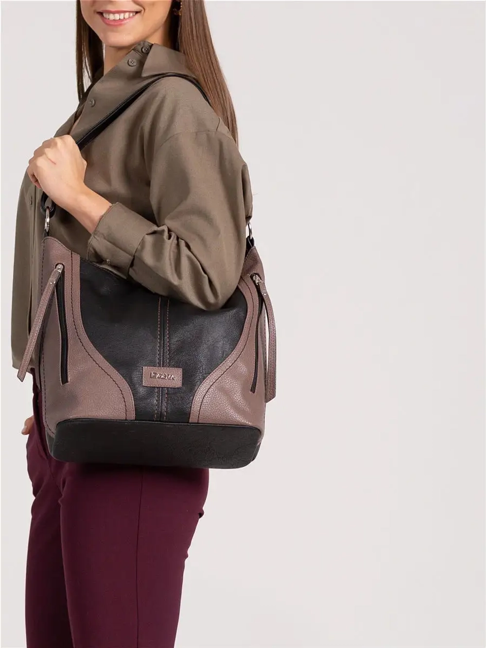 Сумка женская шоппер через плечо на ремне из экокожи большая повседневная для женщины и мамы