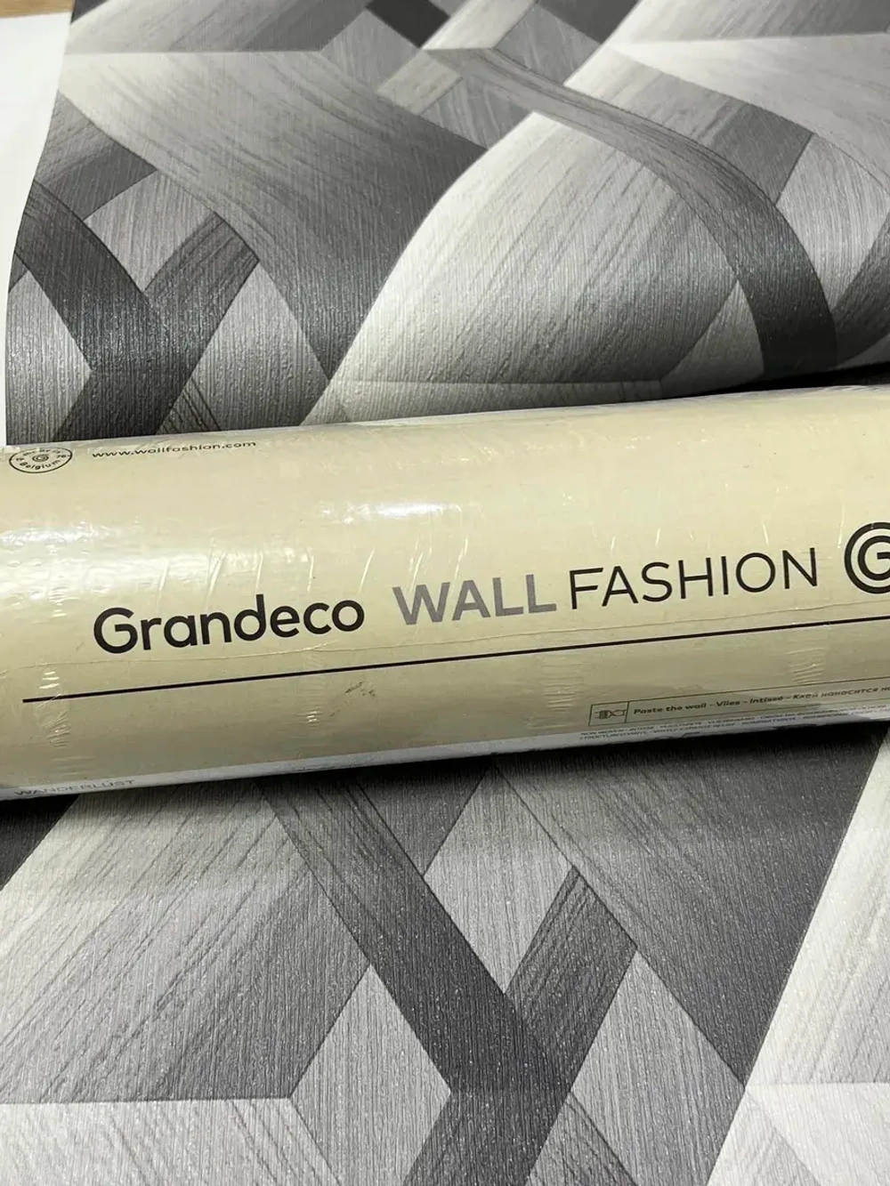 Обои флизелиновые WL 2603 Wanderlust Бельгия