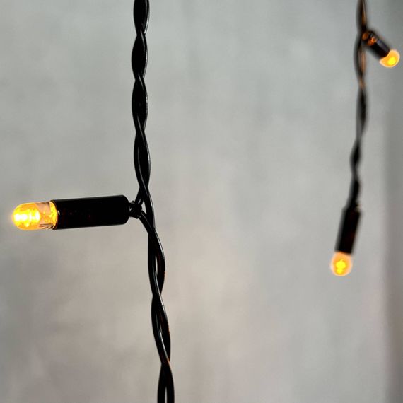 Светодиодная бахрома с колпачком 3,1*0,5 м., 120 желтых LED ламп, черный провод ПВХ, IP65, LTC (PIL120CAP-11-2Y)