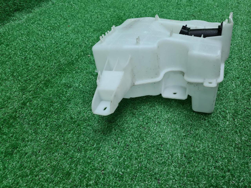 Бачок омывателя Geely Monjaro (2021-н.в.)