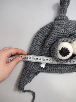 Шапка шерстяная на 3-4 года