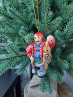 Фарфоровая игрушка Рыбак