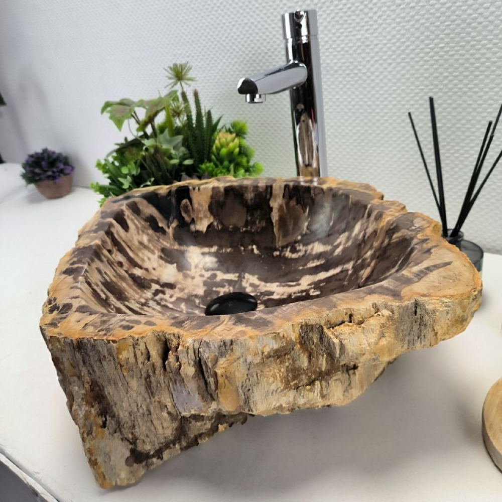 Раковина из окаменелого дерева Fossil Basin OD-02137 52*42*16 см