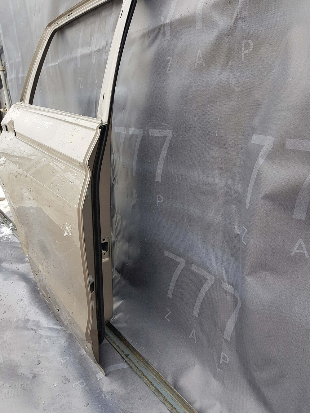 дверь задняя правая Volkswagen Tiguan 2 16-нв Б/У Оригинал 5na833312g