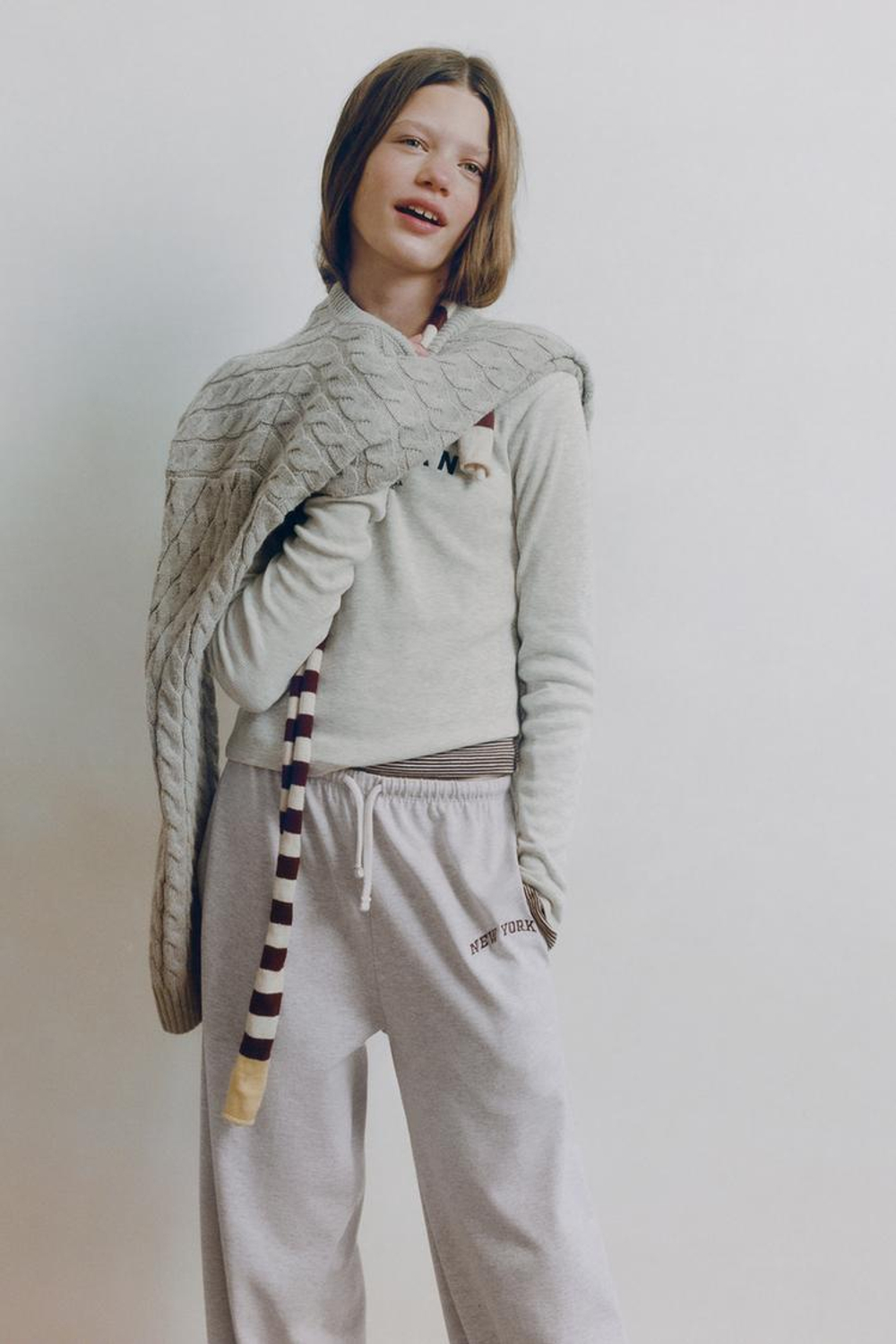 ZARA БРЮКИ WIDE LEG ИЗ ПЛОТНОЙ МЯГКОЙ ТКАНИ С ВЫШИВКОЙ, ПЕСОЧНЫЙ МЕЛАНЖ