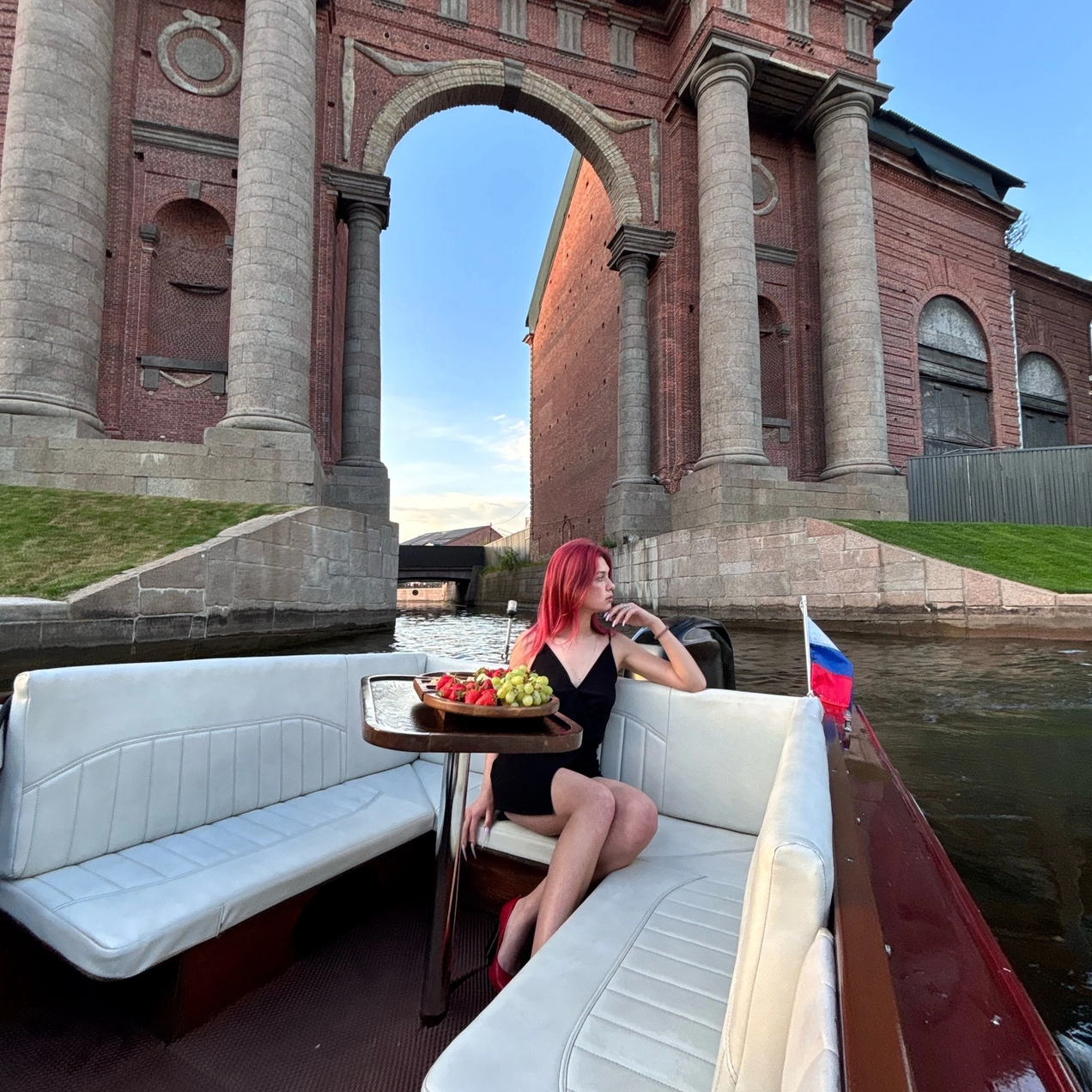 Прогулки на катере