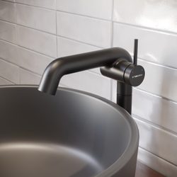 Смеситель для раковины STWORKI Лунд S25020BK матовый черный