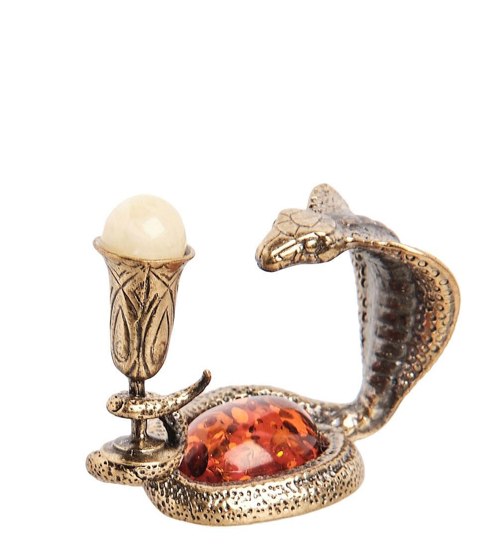Народные промыслы AM- 334 Фигурка «Кобра с рюмкой» (латунь, янтарь)