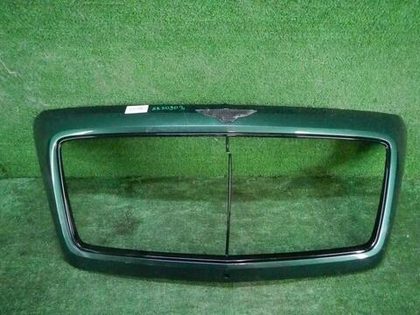 Накладка решетки радиатора Bentley Bentayga (2015-2020)