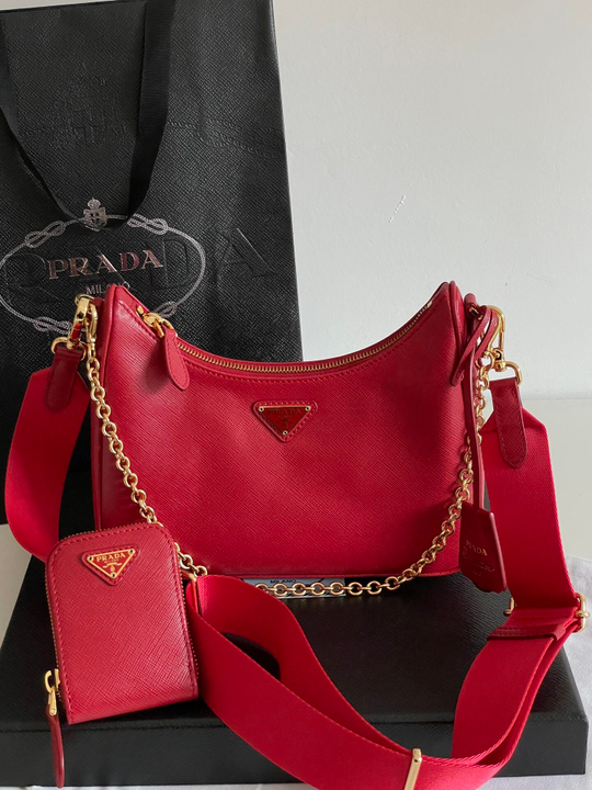 Prada Re-Edition 2005 Saffiano Bag