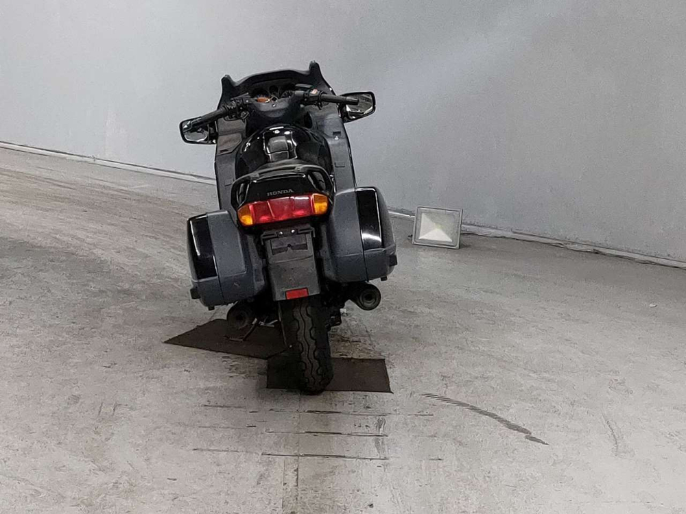 Honda ST 1100 Pan European  JH2SC2620RM400027