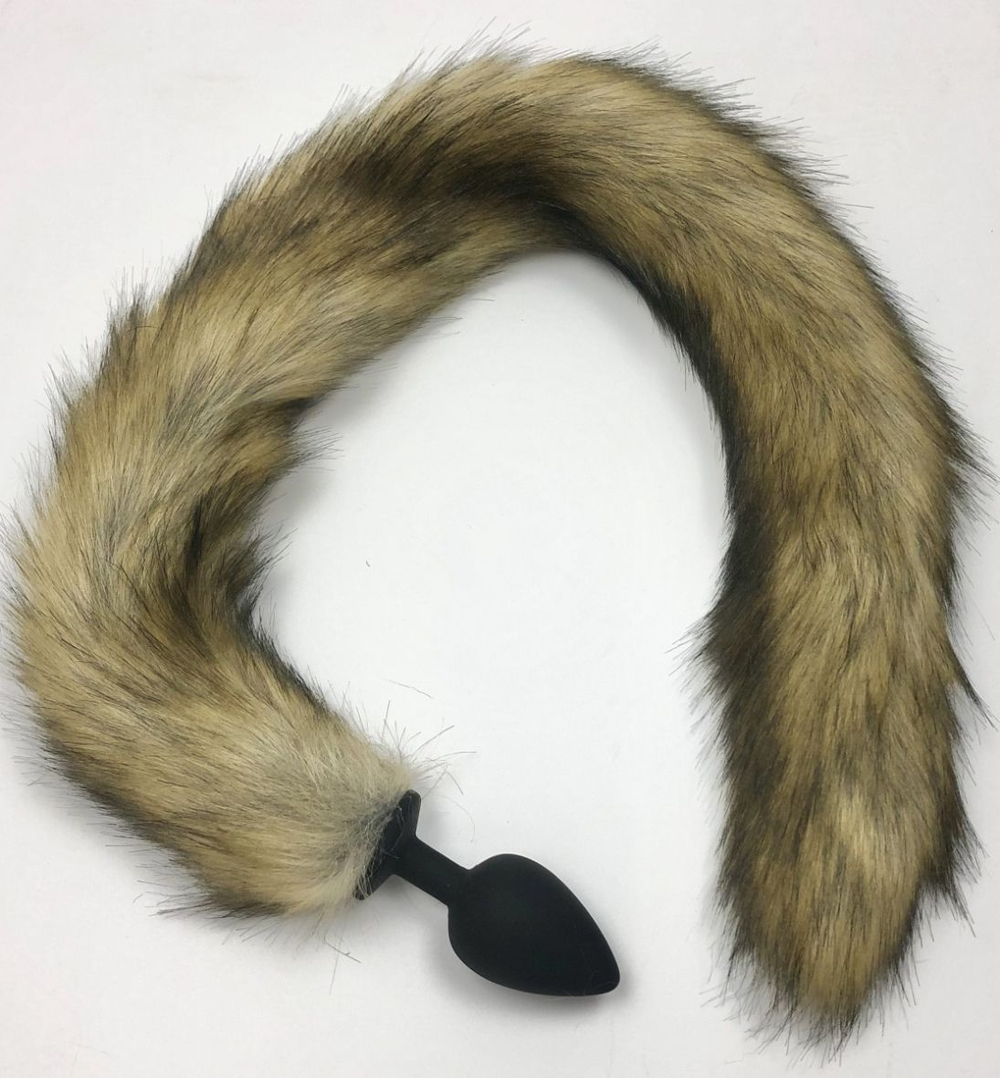 Черная силиконовая анальная пробка с лисьим хвостиком - размер L (Цвет: черный)