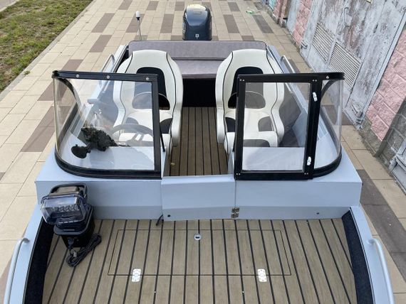 Комплект Алюминиевая лодка (катер) Mikatsu (Микатсу) 470 (Z43) Sport + мотор Sharmax SMF60FEL-T EFI