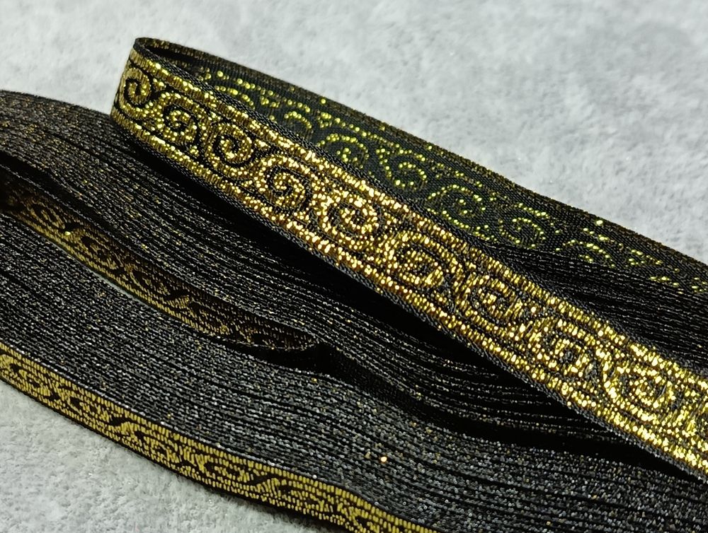 Лента жаккардовая, ш. 1 см.