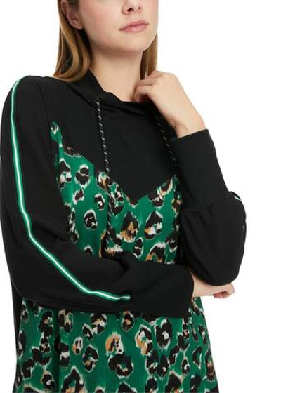 Marc Cain Блуза с контрастной вставкой с принтом