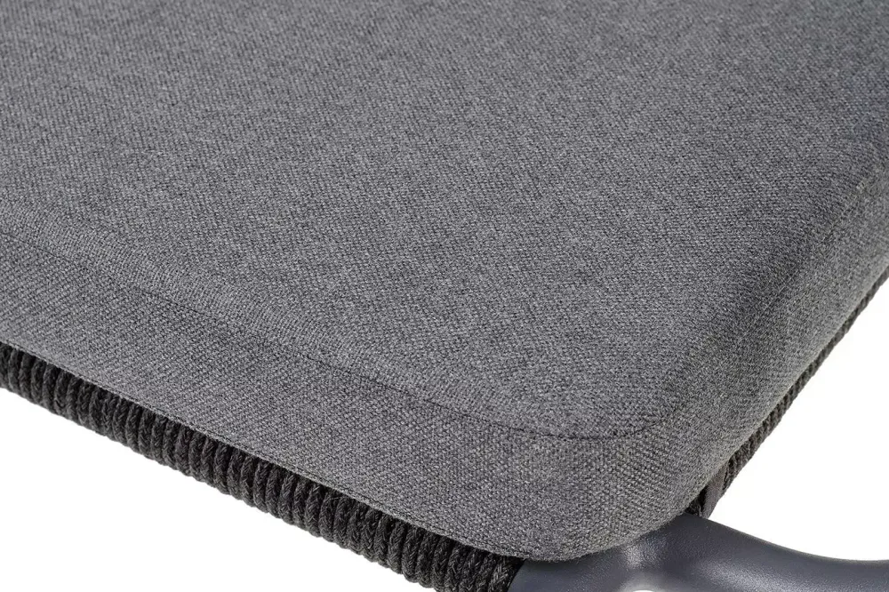 "Нуар" стул плетеный из роупа, каркас алюминий темно-серый (RAL7024) муар, роуп темно-серый круглый, ткань темно-серая 027