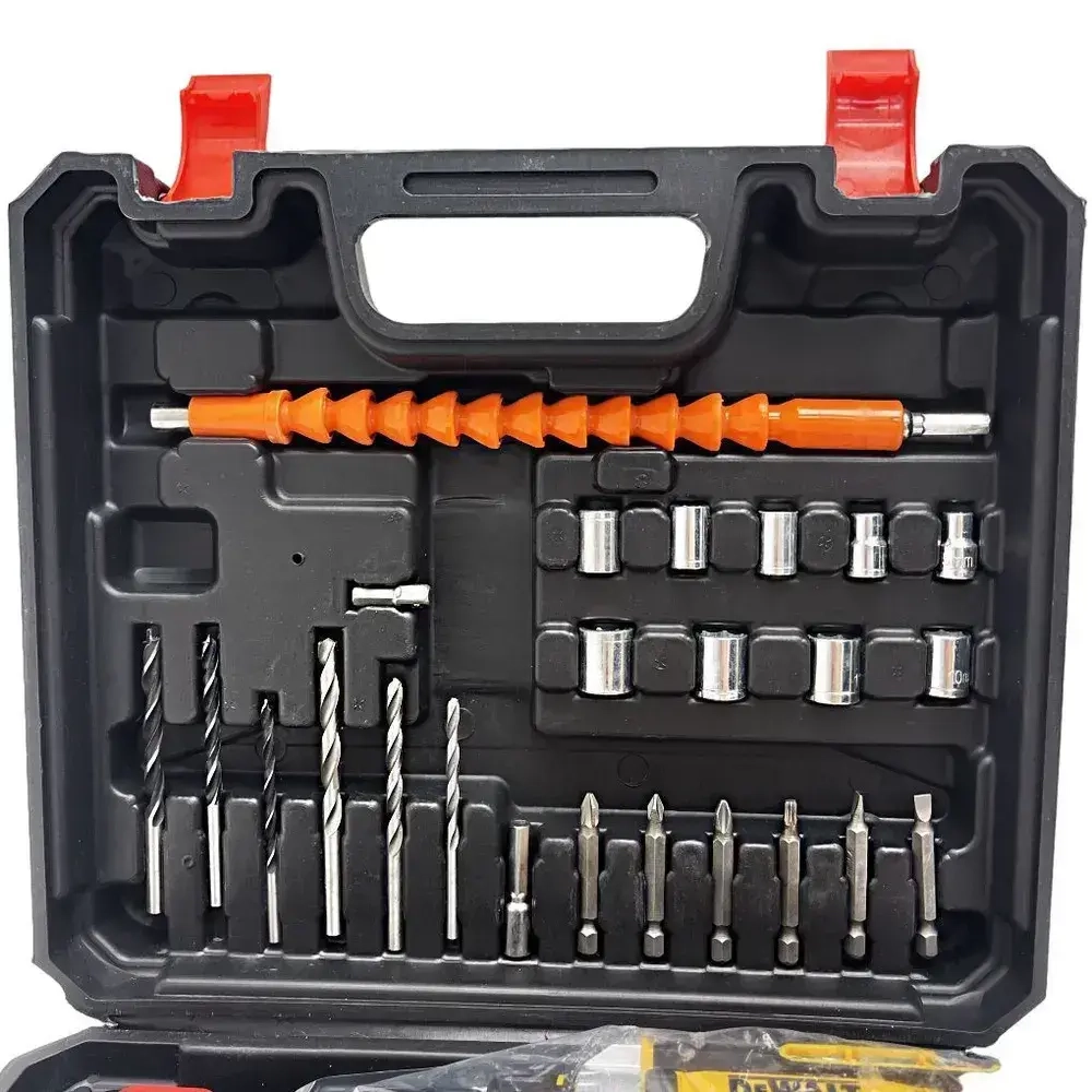 Шуруповерт аккумуляторный 18 V DeWALT 770 .