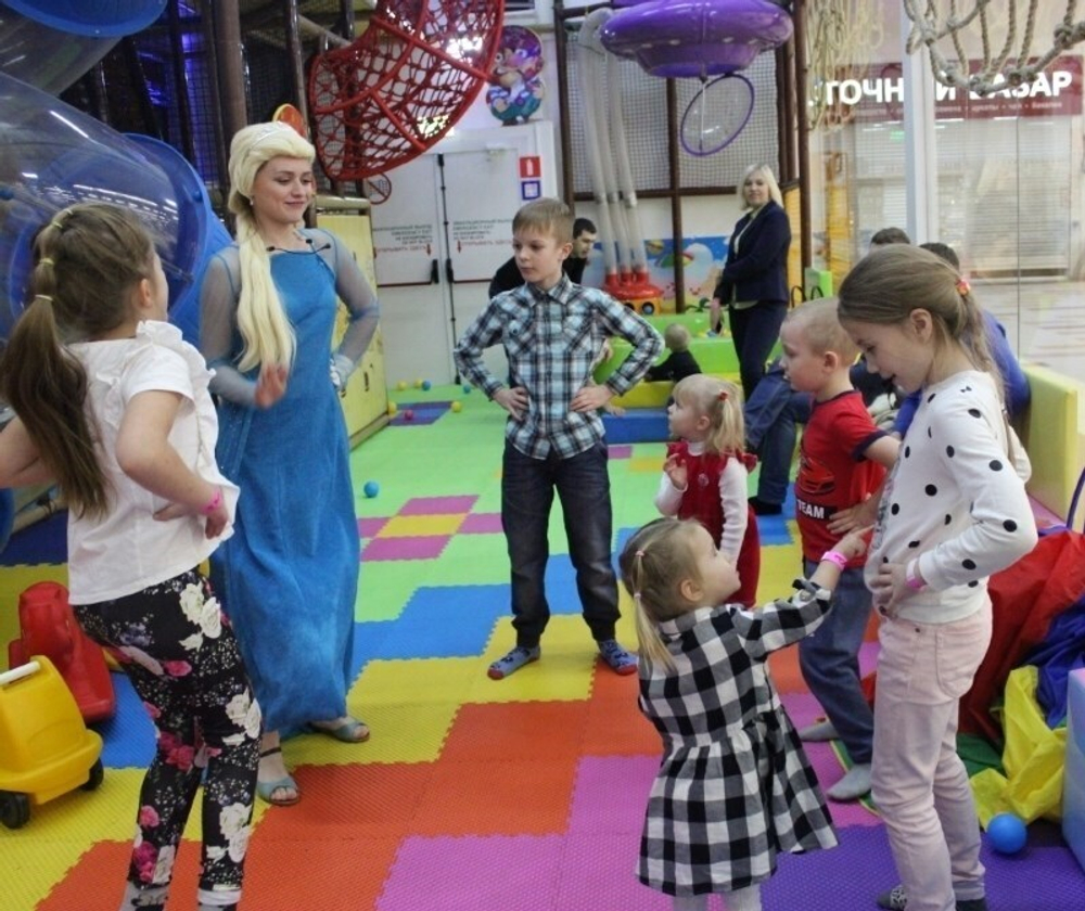 Мягкий пол для игровых зон, класс пожароопасности КМ2, 37,5х37,5х0,8/1/1,4 см, розовый 0,8 см