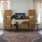 Шкаф витрина Михаэлла для гостиной из массива дуба