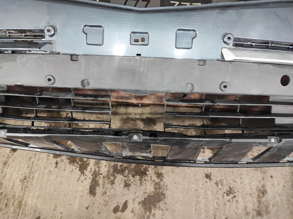 Бампер передний Geely Atlas Pro 21-нв Б/У Оригинал 6010094600