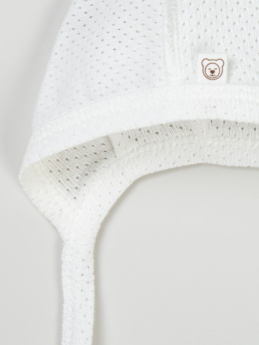 Чепчик "Молоко" из ажурного хлопка 0+