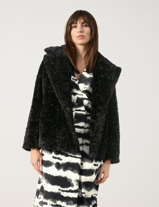 Куртка из экомеха