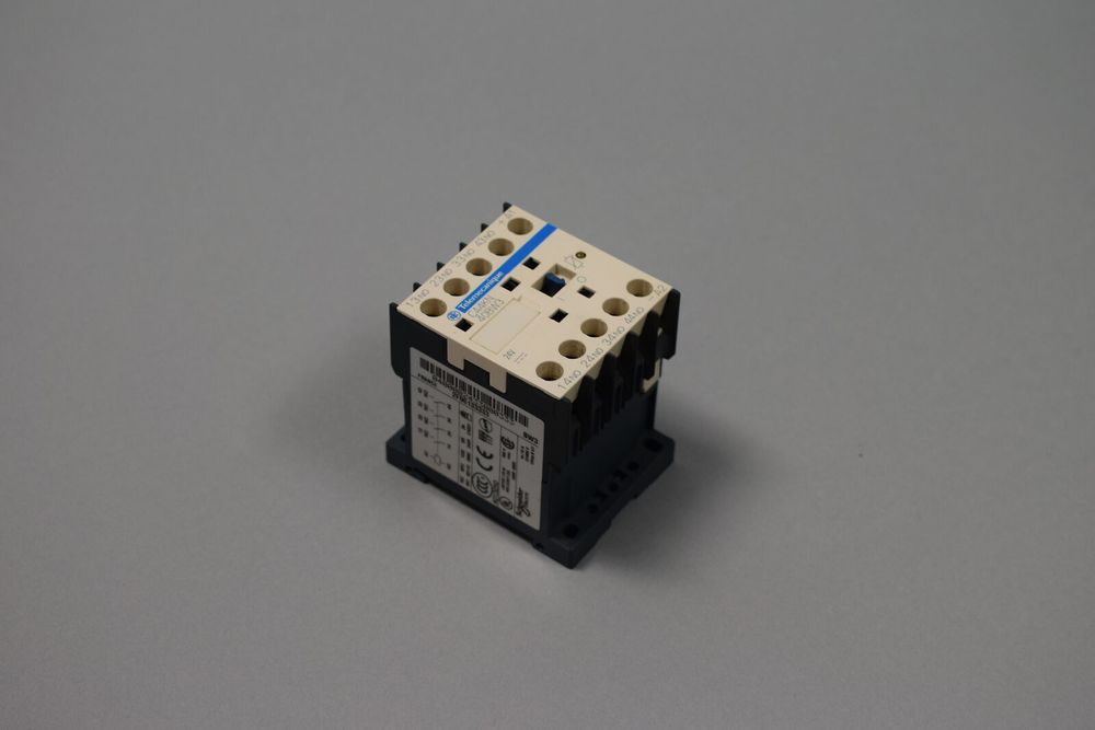 SCHNEIDER ELECTRIC CA4KN40BW3